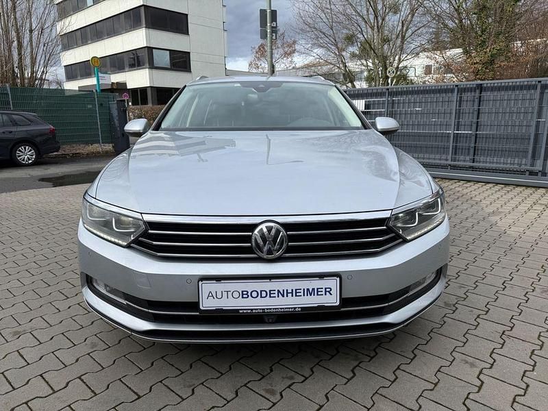 Gebraucht VW Passat 150 PS (110 kW) 2017 Silber Kombi