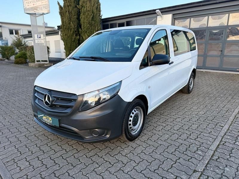Gebraucht Mercedes Vito 114 PS (83 kW) 2017 Weiß Van