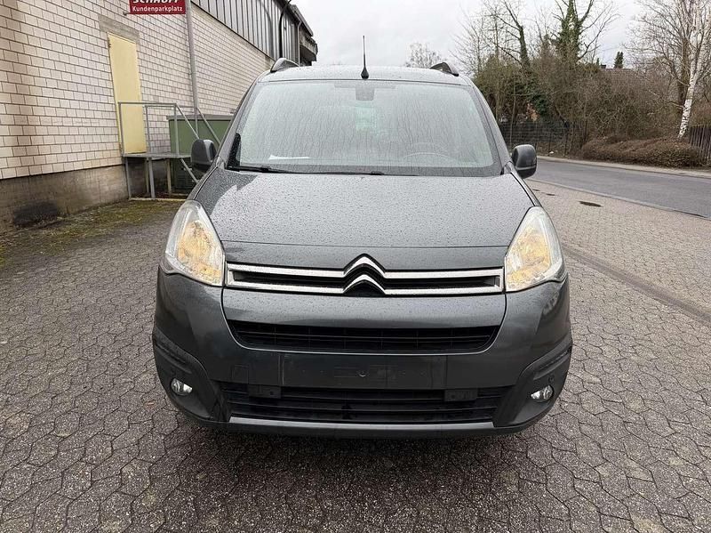 Gebraucht Citroën Berlingo PureTech 110 PS (80 kW) 2017 Grau Van / Kleinbus