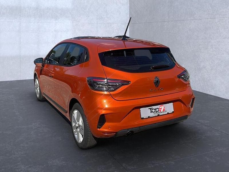 Gebraucht Renault Clio V Evolution 67 PS (49 kW) 2024 Orange Limousine