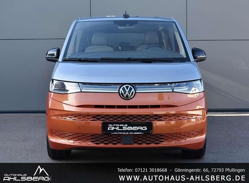Gebraucht VW Multivan Edition 150 PS (110 kW) 2024 Silberorange Van