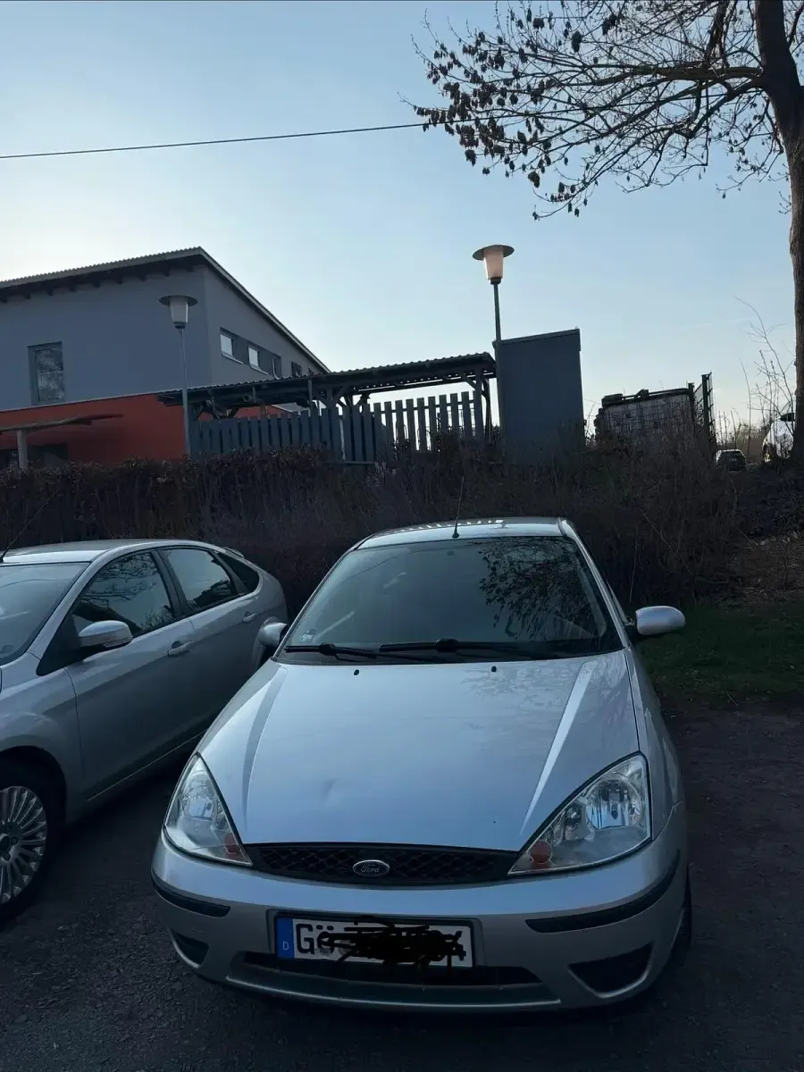 Używany Ford Focus 101 KM (74 kW) 2003 Hatchback