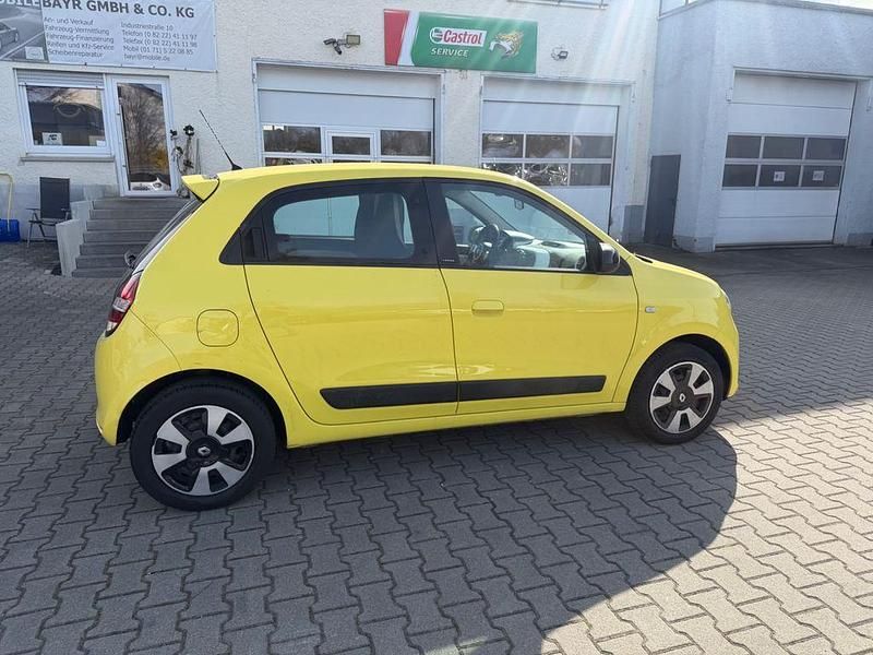 Gebraucht Renault Twingo LIMITED 69 PS (50 kW) 2018 Gelb Kleinwagen