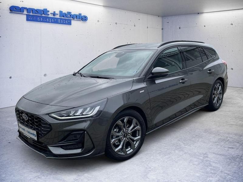 Grau Gebraucht 2024 Ford Focus ST-Line Kombi | 23.970 € (Fairer Preis) - Bild 1/4