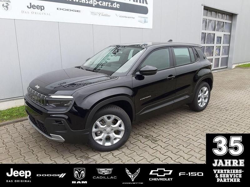 Neu Jeep Avenger Altitude 110 PS (80 kW) 2025 Schwarz SUV