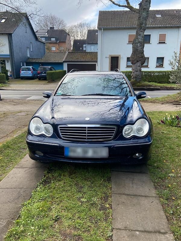 Gebraucht Mercedes C320 231 PS (169 kW) 2001 Blau Kombi