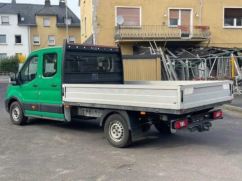 Gebraucht Ford Transit 131 PS (96 kW) 2022 Weiß Limousine