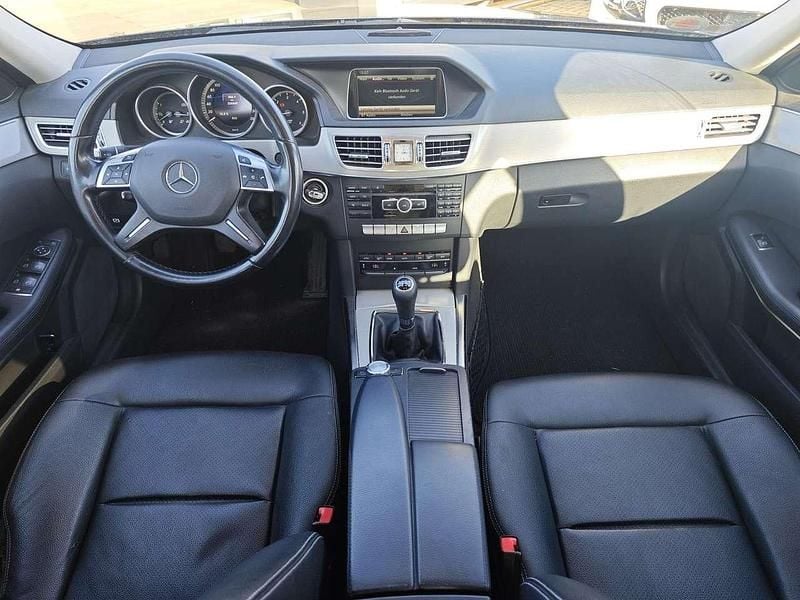 Gebraucht Mercedes E200 136 PS (100 kW) 2014 Grau Kombi