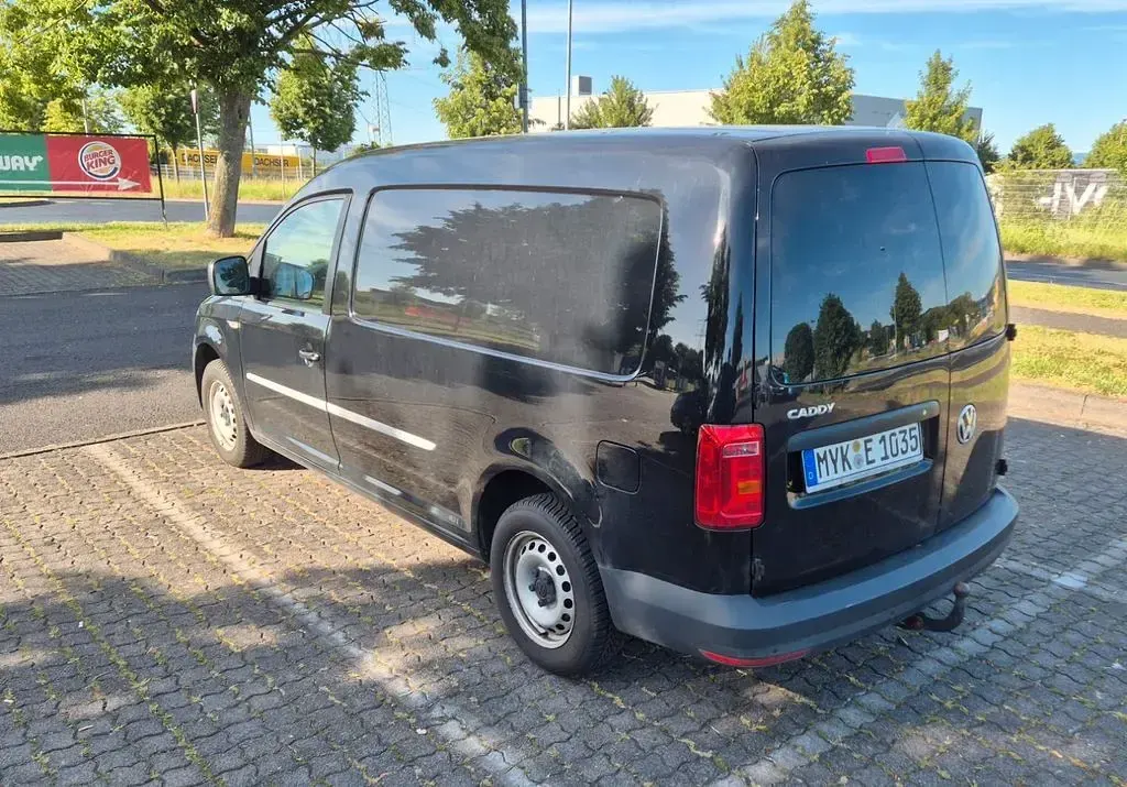 Gebraucht VW Caddy Maxi 102 PS (75 kW) 2019 Schwarz Van / Kleinbus