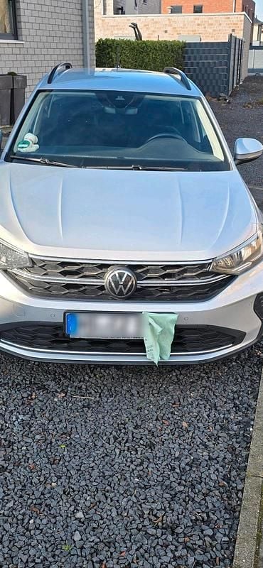 Grau Gebraucht 2023 VW Taigo Life SUV | 18.999 € (Superpreis) - Bild 1/4