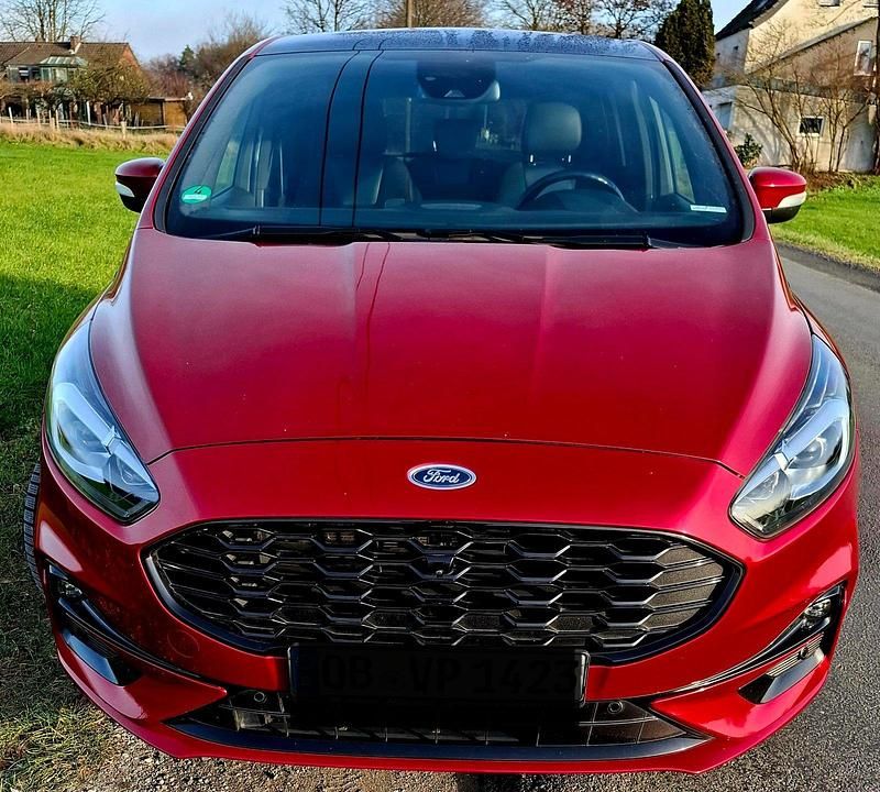 Gebraucht Ford S-MAX ST-Line 190 PS (139 kW) 2022 Rot Van / Kleinbus