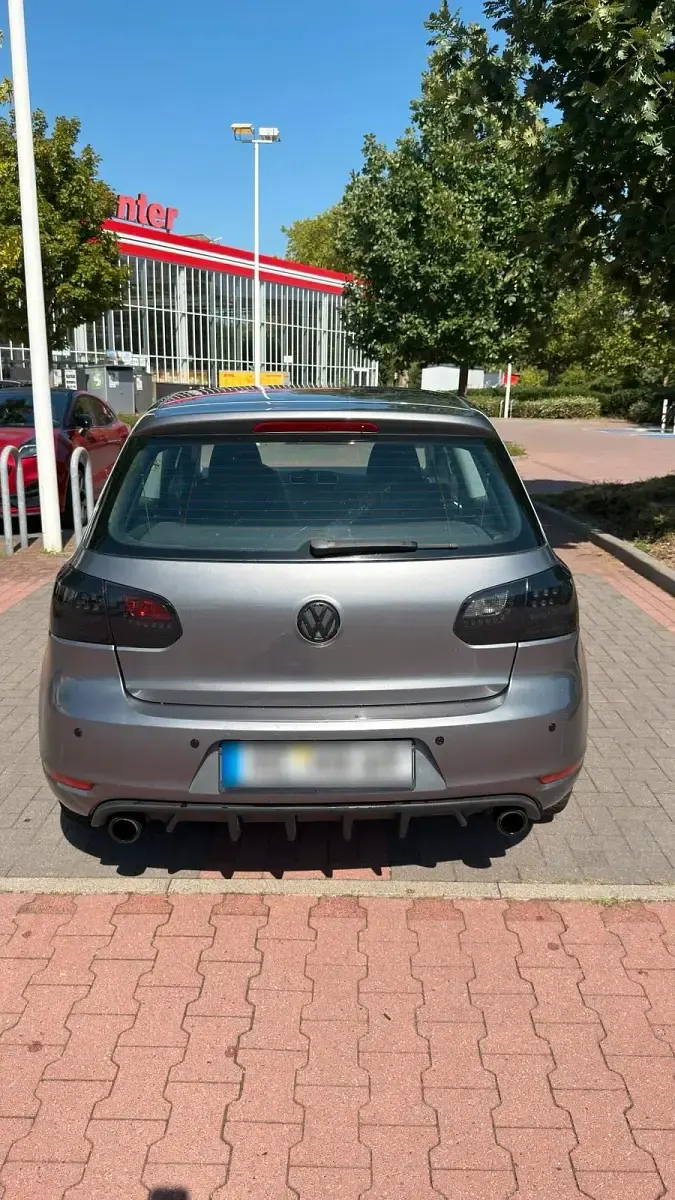 Gebraucht VW Golf VI 80 PS (58 kW) 2009 Grau Limousine