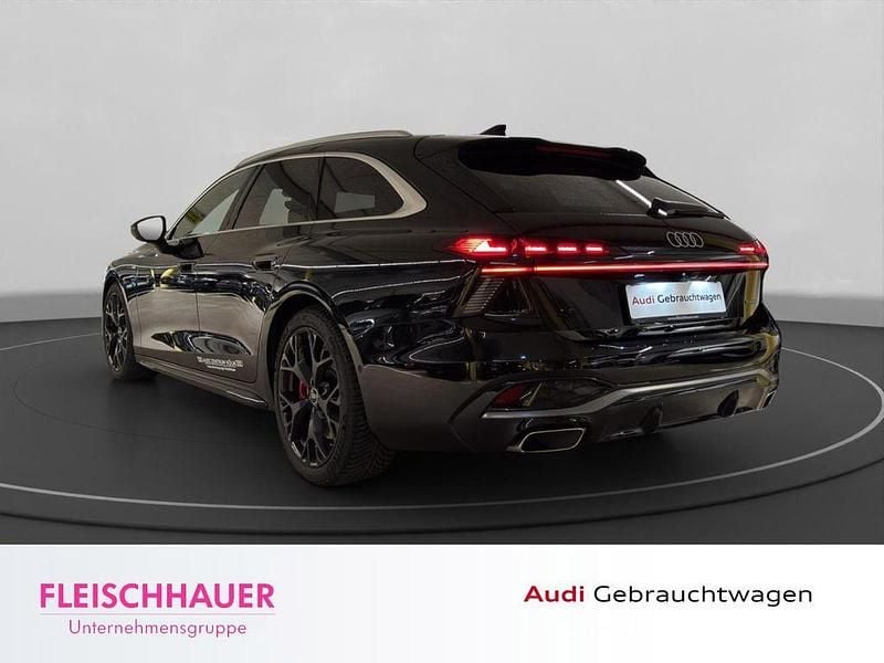 Gebraucht Audi A6 Sport 367 PS (269 kW) 2026 Schwarz Kombi