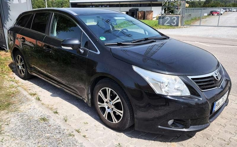 Schwarz Gebraucht 2009 Toyota Avensis Executive Kombi | 4.200 € (Fairer Preis) - Bild 1/4