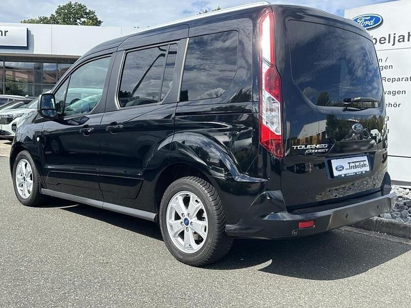 Gebraucht Ford Tourneo Connect Titanium 101 PS (74 kW) 2018 Schwarz Van / Kleinbus