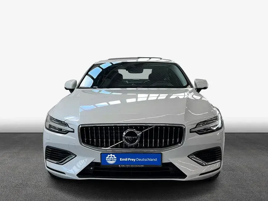 Gebraucht Volvo S60 Inscription 392 PS (288 kW) 2022 Crystal whiteperleffekt 707 Limousine