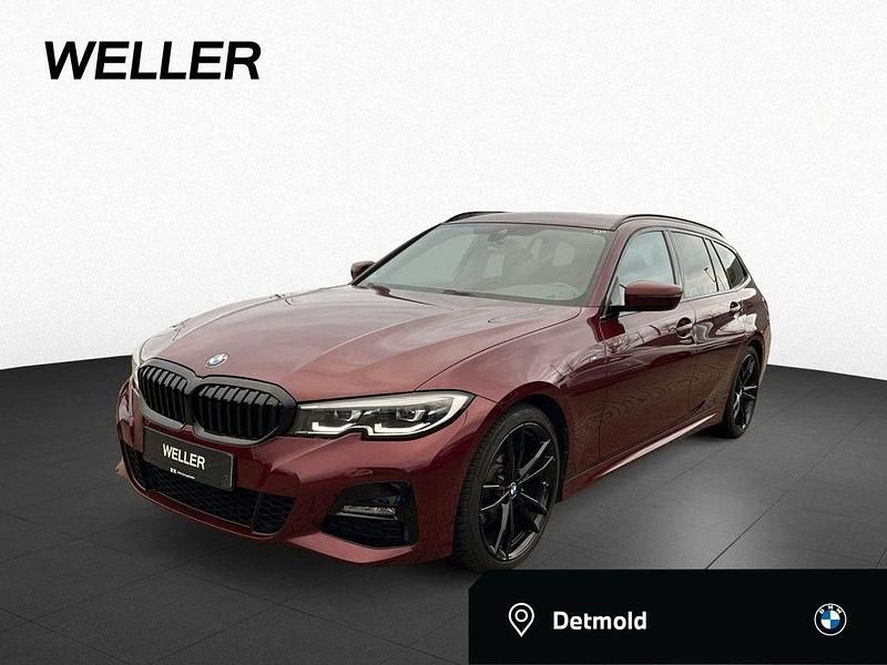 Aventurinrot iii (rot) Gebraucht 2022 BMW 320 Shadowline Kombi | 31.450 € (Fairer Preis) - Bild 1/4