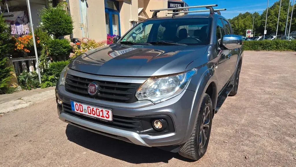 Gebraucht Fiat Fullback Launch Edition 181 PS (133 kW) 2016 Grau Pickup