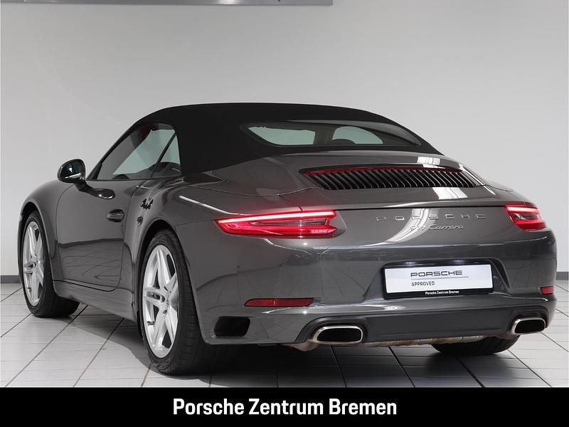 Gebraucht Porsche 911 Carrera 370 PS (272 kW) 2019 Achatgraumetallic Cabrio