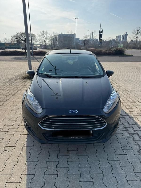 Schwarz Gebraucht 2014 Ford Fiesta Kleinwagen | 4.800 € - Bild 1/4