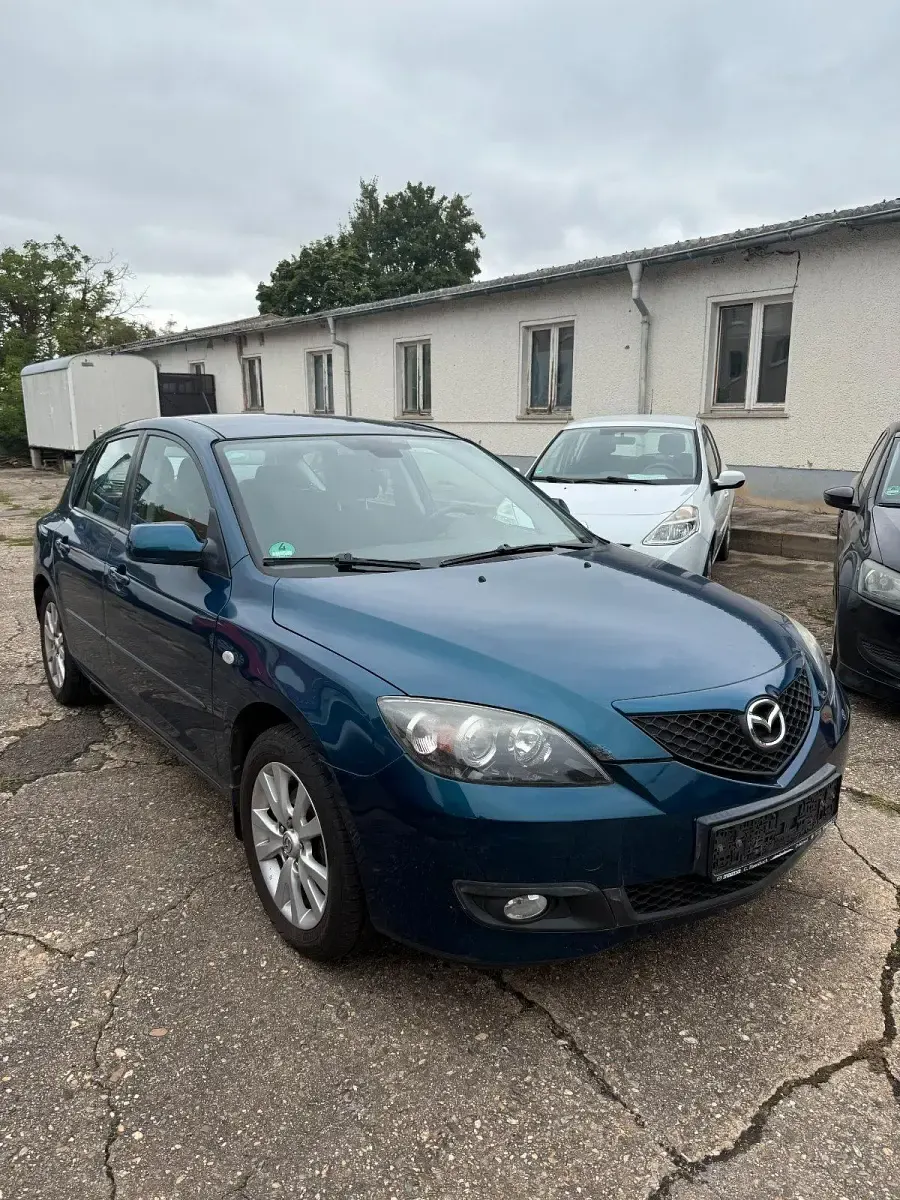 Gebraucht Mazda 3 105 PS (77 kW) 2006 Blau Kleinwagen