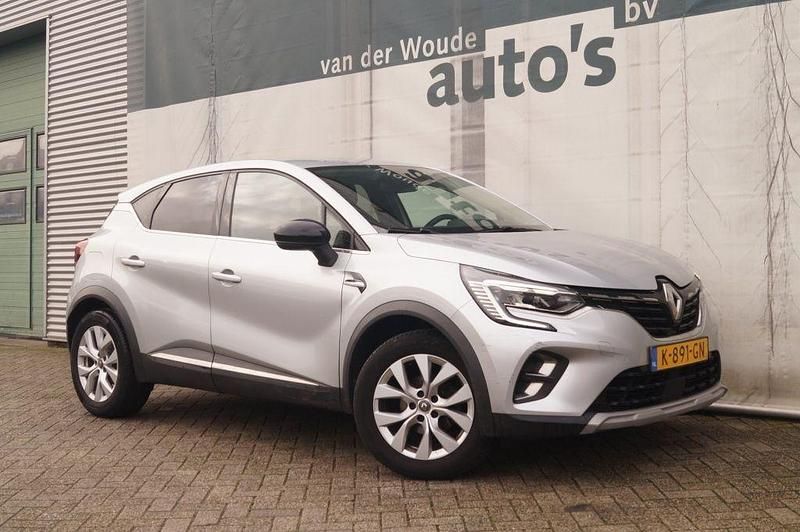 Gebraucht Renault Captur Intens 101 PS (74 kW) 2020 Grau SUV