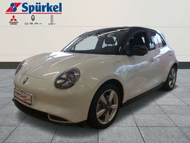 Weiß/schwarz Neu 2025 Ora 03 Pro+ Limousine | 30.480 € - Bild 1/4