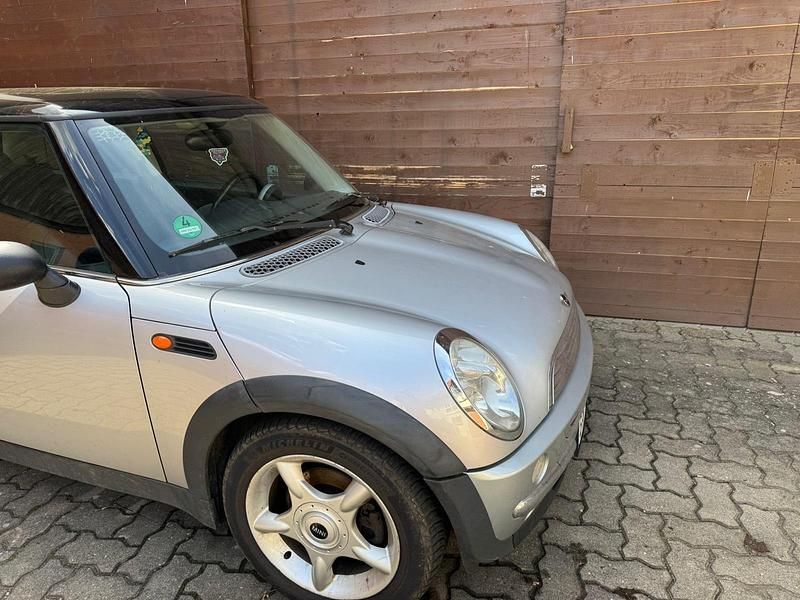 Second-hand Mini Cooper 115 CP (84 kW) 2001 Argintiu Hatchback