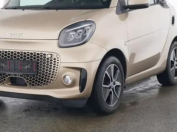 Gebraucht Smart ForTwo Electric Drive 60 kW (82 PS) 2023 Bodypanels in gold beige (metallic) Coupé