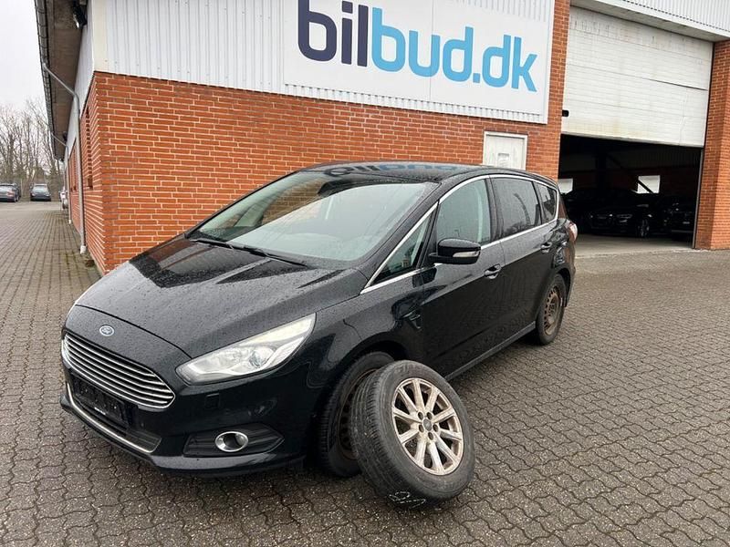 Gebraucht Ford S-MAX Titanium 179 PS (131 kW) 2017 Schwarz Van / Kleinbus