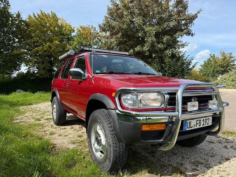 Rot Gebraucht 1998 Nissan Pathfinder SUV | 7.800 € - Bild 1/4