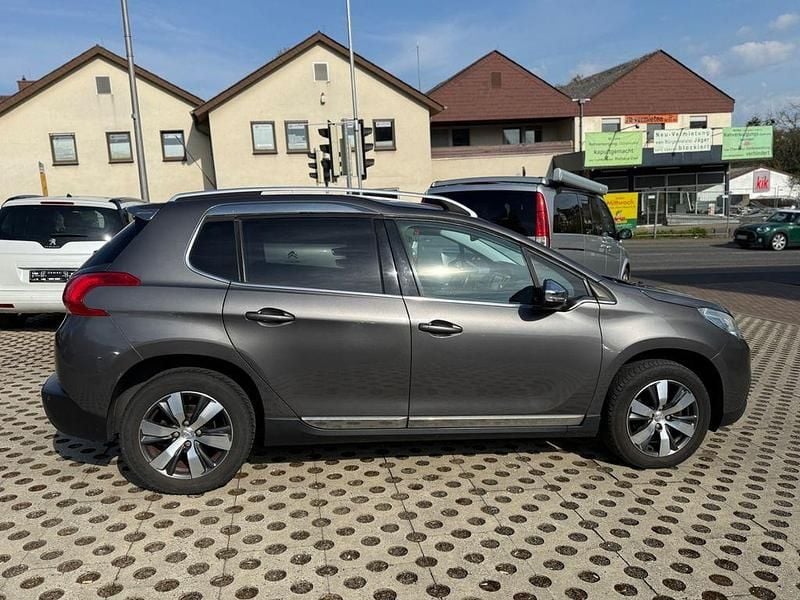 Gebraucht Peugeot 2008 Allure 120 PS (88 kW) 2013 Grau SUV