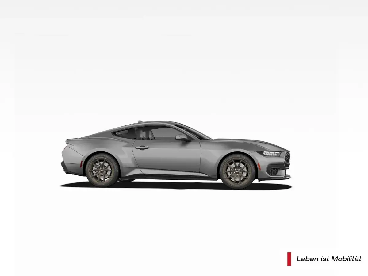 Nouvelle Ford Mustang Fastback 446 ch (328 kW) 2025 Coupé