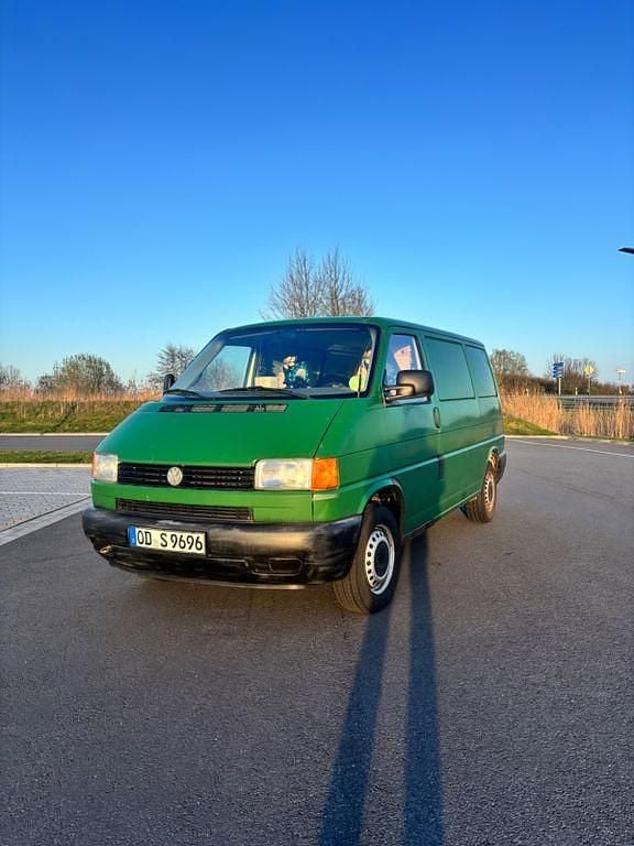 Gebraucht VW T4 68 PS (50 kW) 1998 Grün Van