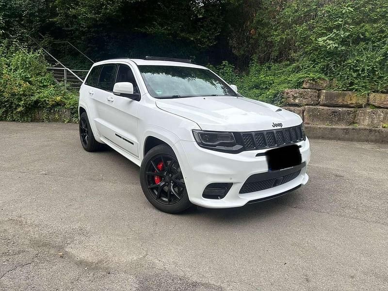Weiß Gebraucht 2018 Jeep Grand Cherokee SRT SUV | 44.000 € (Etwas zu teuer) - Bild 1/4