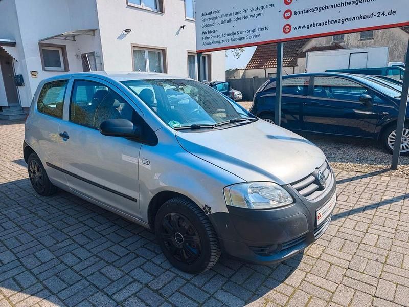 Gebraucht VW Fox 54 PS (39 kW) 2010 Silber Kleinwagen