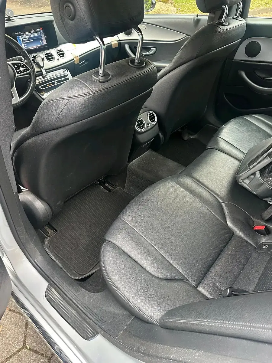 Gebraucht Mercedes E200 160 PS (117 kW) 2019 Silber Limousine