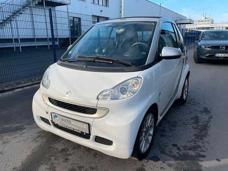Gebraucht Smart ForTwo Cabrio 71 PS (52 kW) 2011 Weiß Cabrio