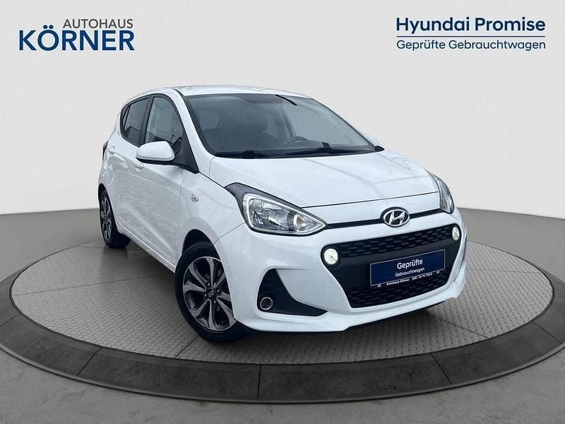 Weiss Gebraucht 2018 Hyundai i10 Select Kleinwagen | 8.900 € (Fairer Preis) - Bild 1/4