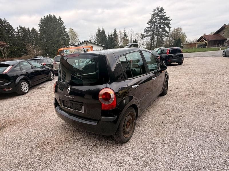 Second-hand Renault Modus Dynamique 106 CP (77 kW) 2006 Negru Monovolum