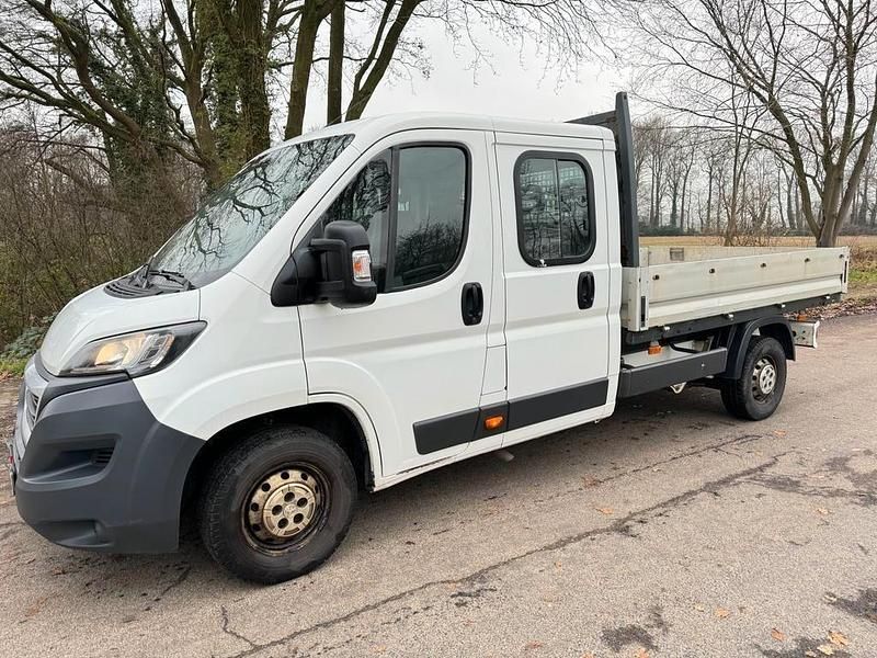 Gebraucht Peugeot Boxer 131 PS (96 kW) 2017 Weiß Van