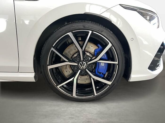 Gebraucht VW Golf VIII R 320 PS (235 kW) 2022 Pure white Kombi