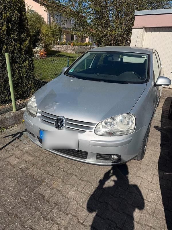 Second-hand VW Golf V 80 CP (58 kW) 2007 Argintiu Hatchback
