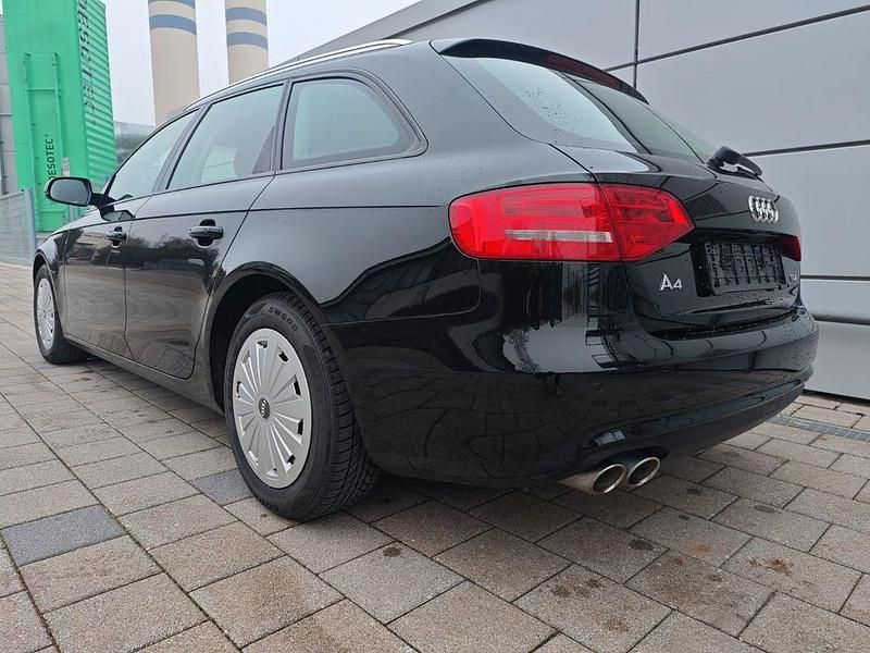 Gebraucht Audi A4 Ambition 150 PS (110 kW) 2015 Schwarz Kombi
