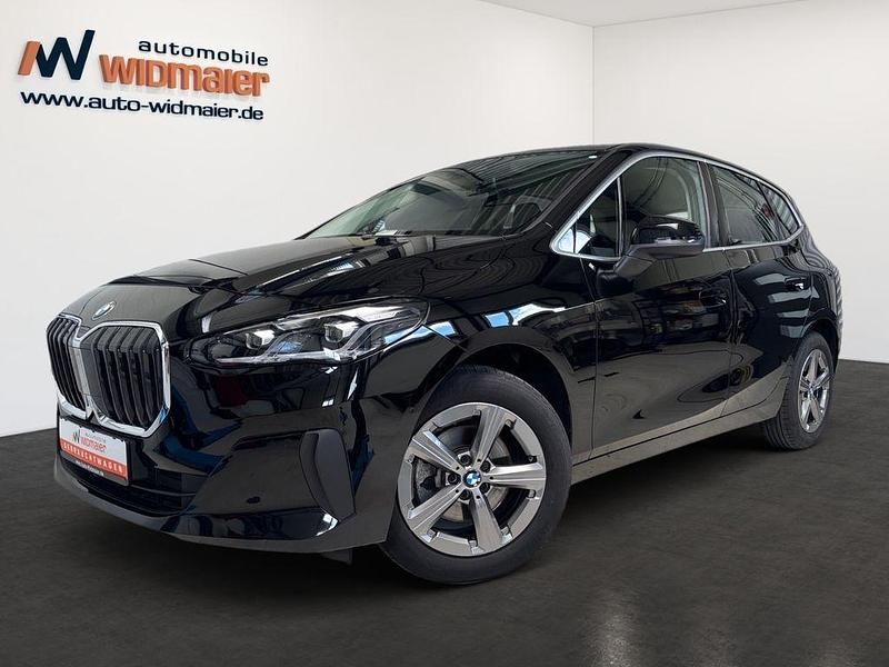 Schwarz Gebraucht 2024 BMW 218 Active Tourer Van / Kleinbus | 23.990 € (Superpreis) - Bild 1/4