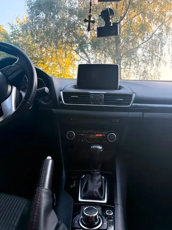 Gebraucht Mazda 3 Center-Line 150 PS (110 kW) 2015 Grau Limousine