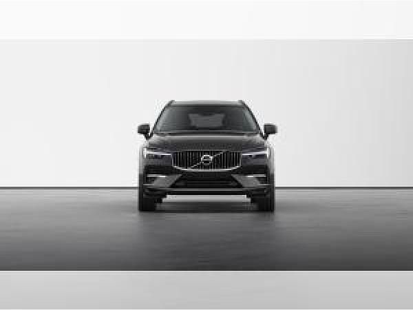 Grau (platinum grey metallic) Neu 2024 Volvo XC60 Core SUV | 51.990 € (Superpreis) - Bild 1/4