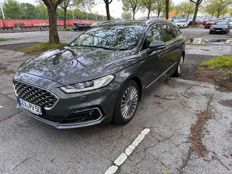 Grau Gebraucht 2021 Ford Mondeo Vignale Kombi | 21.500 € (Fairer Preis) - Bild 1/4