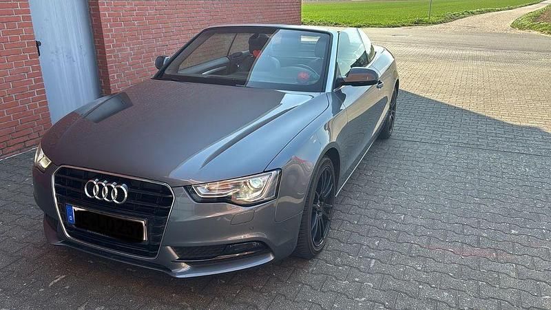Grau Gebraucht 2016 Audi A5 Cabriolet Cabrio | 14.000 € (Guter Preis) - Bild 1/4