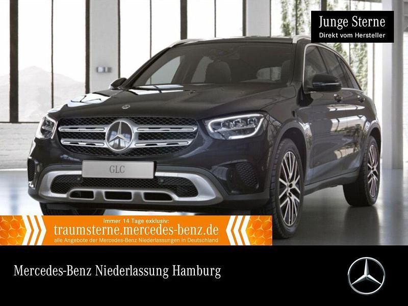 Schwarz Gebraucht 2020 Mercedes GLC300e AMG SUV | 33.890 € (Fairer Preis) - Bild 1/3